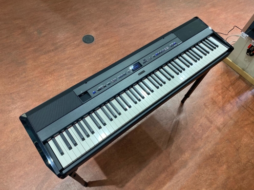 Yamaha P515 Black Digital Piano 2